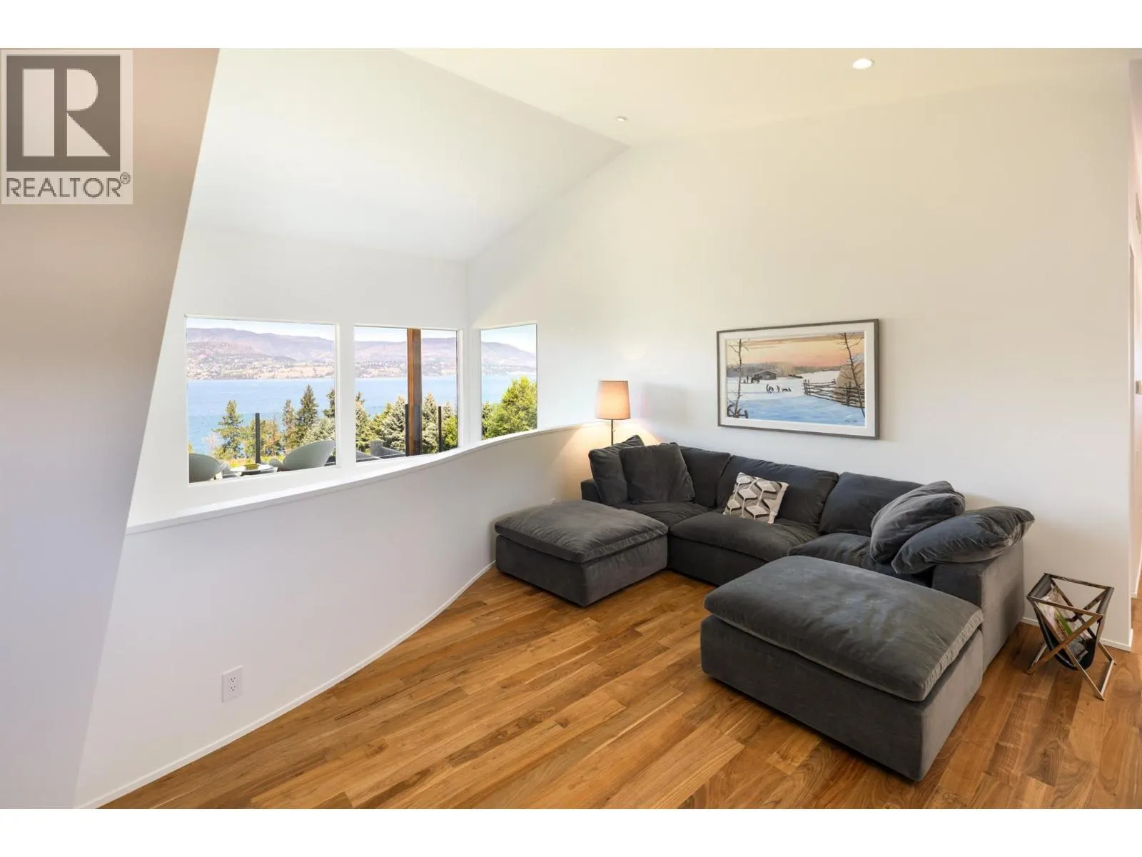 4840 Lakeshore Road
