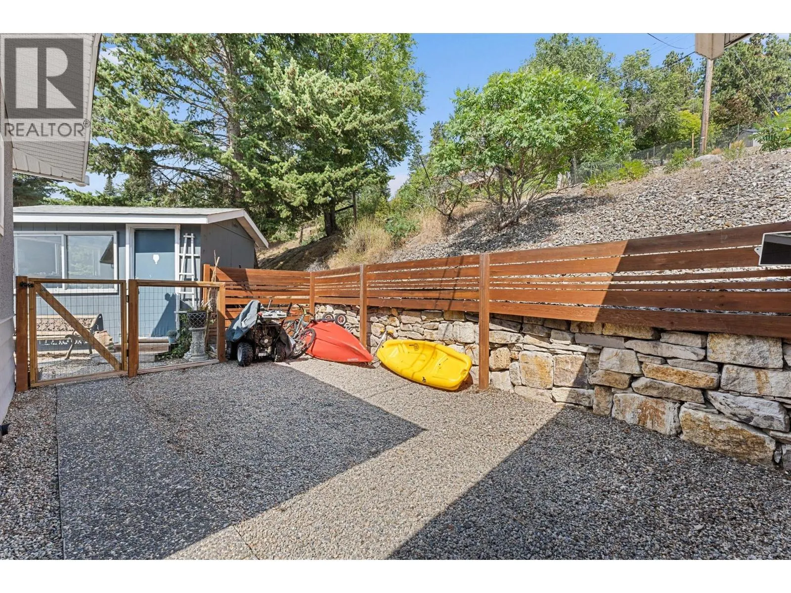 5815 MacGregor Road