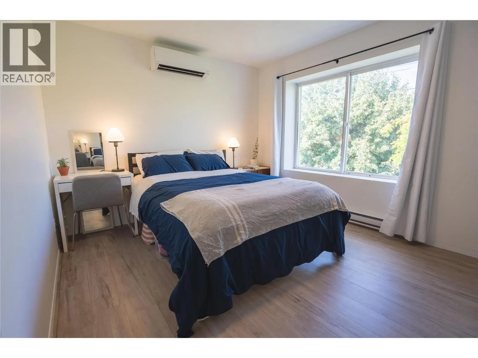 532 Papineau Street Unit# 102