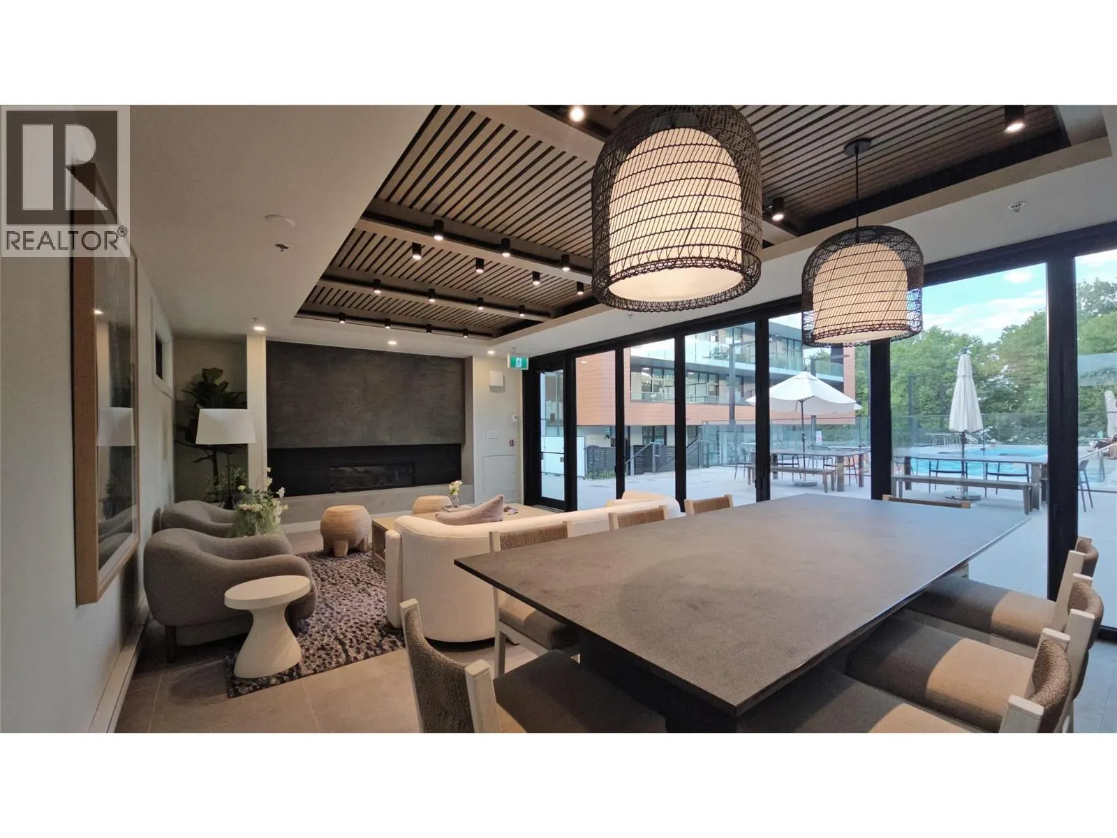 3409 Lakeshore Road Unit# 305