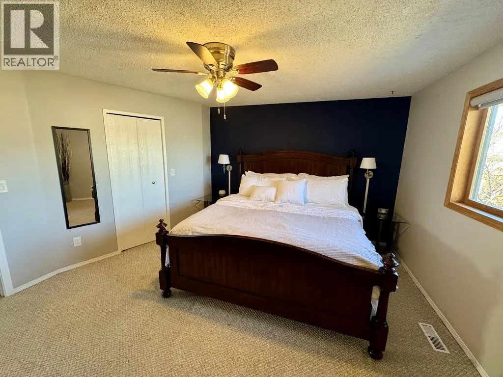 1708 CEDARWOOD Court