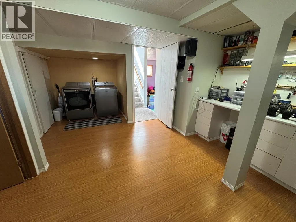 1708 CEDARWOOD Court