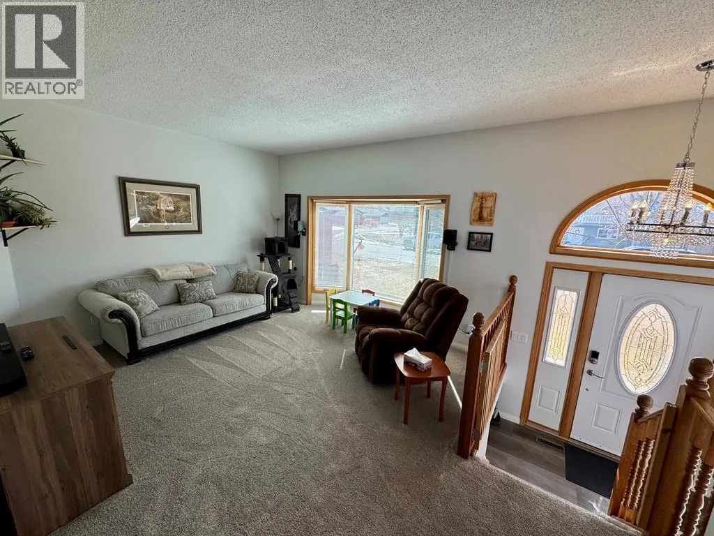 1708 CEDARWOOD Court