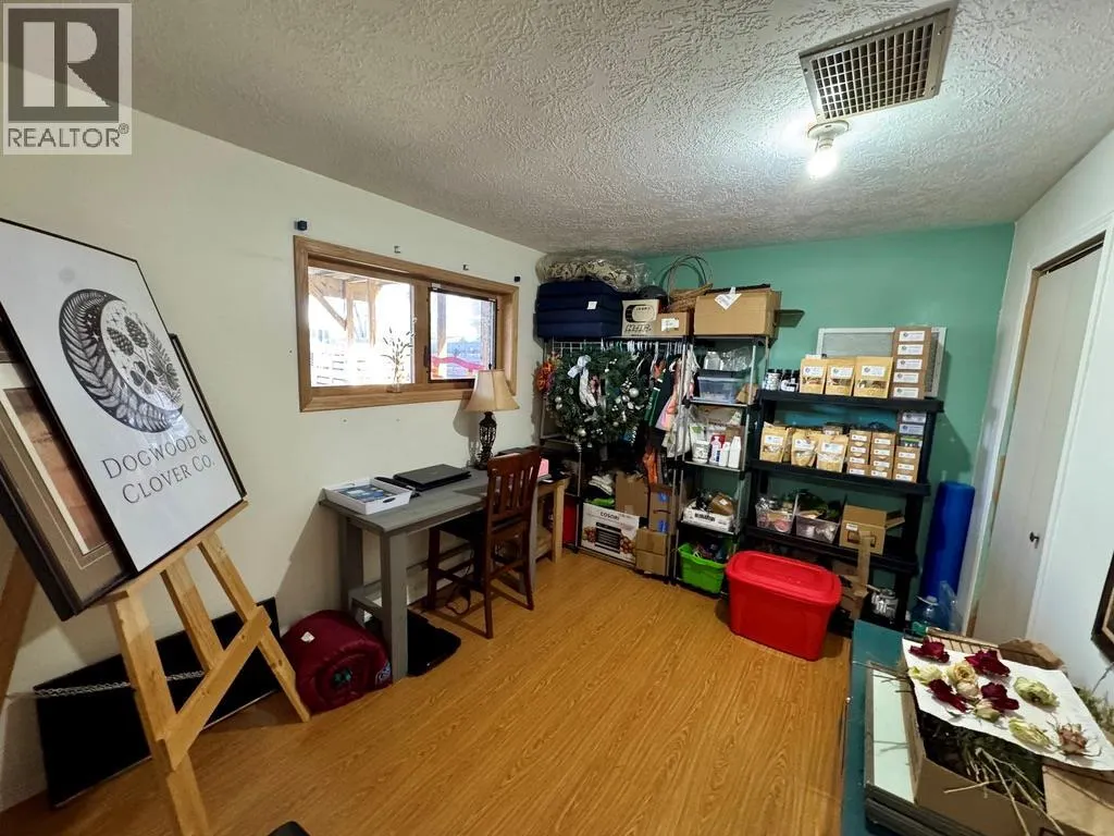 1708 CEDARWOOD Court