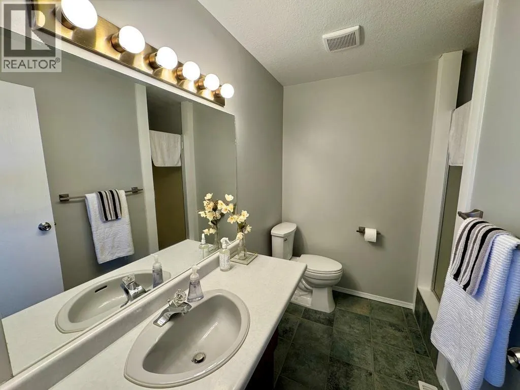 1708 CEDARWOOD Court