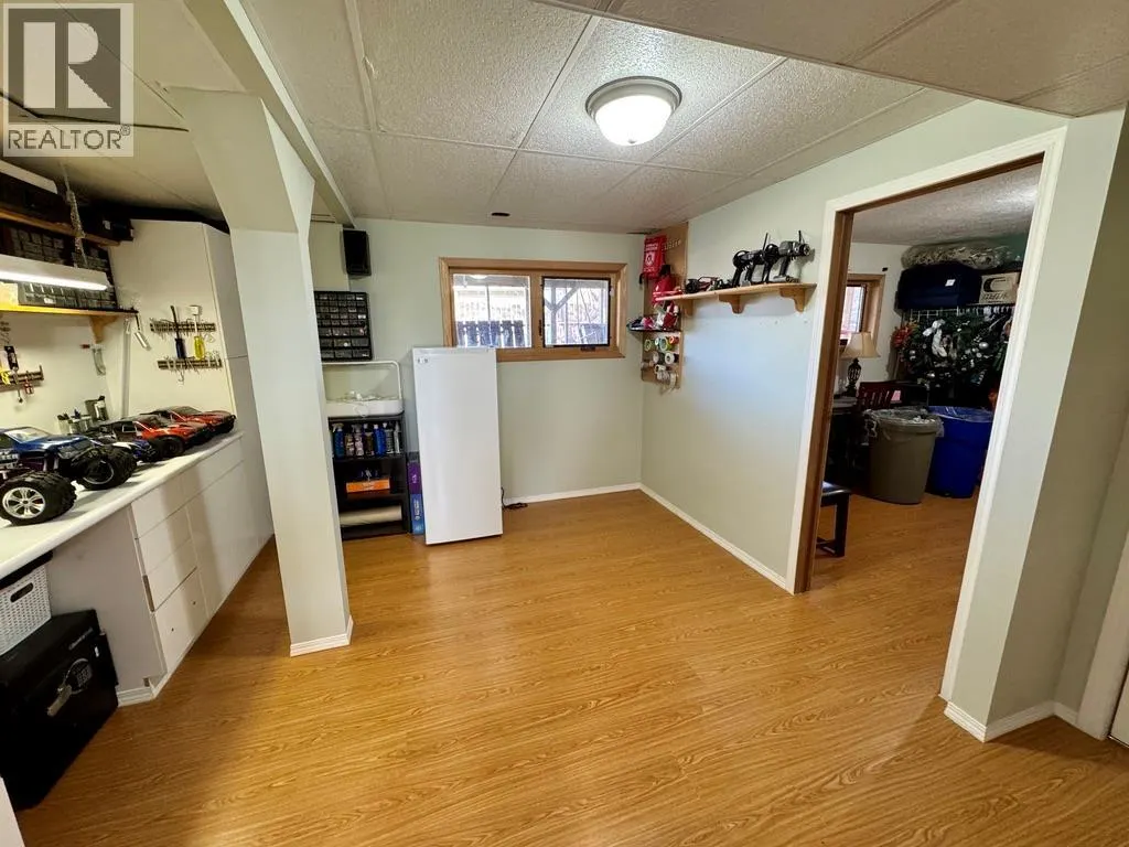 1708 CEDARWOOD Court