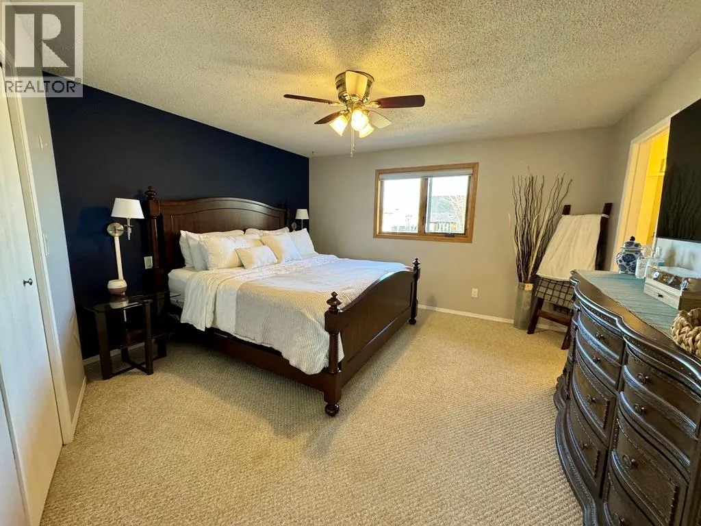1708 CEDARWOOD Court
