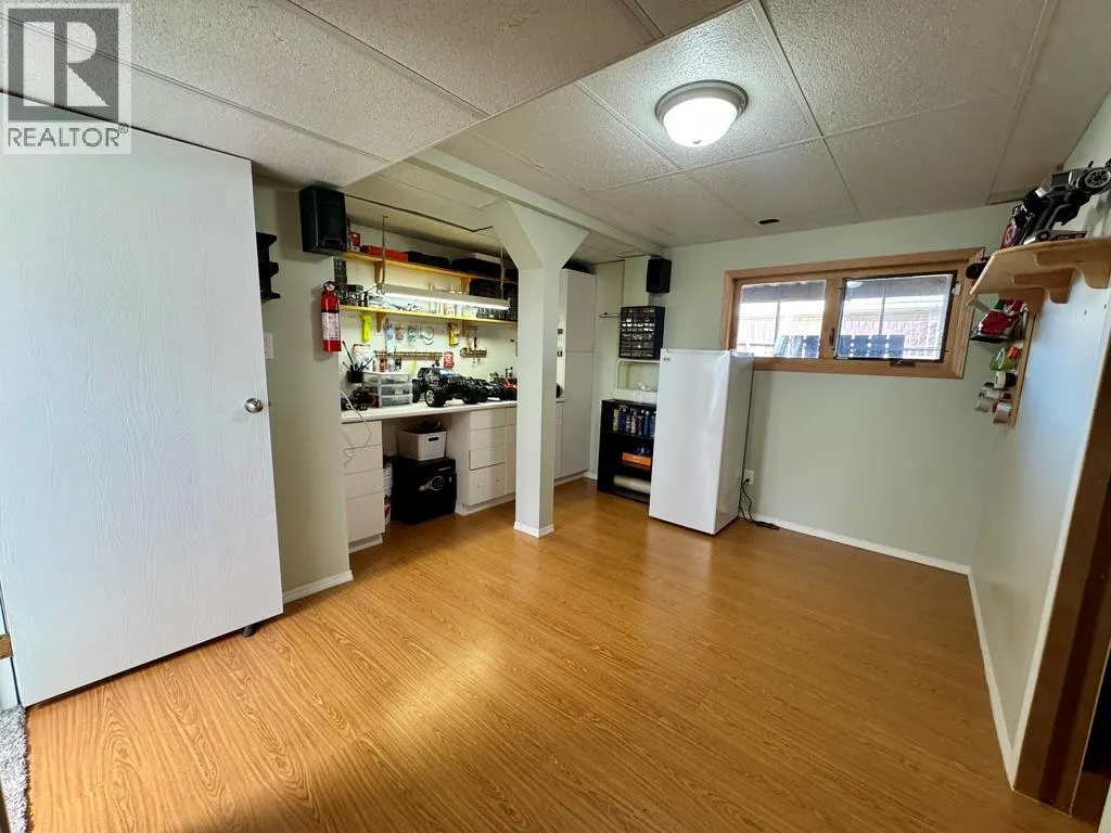 1708 CEDARWOOD Court
