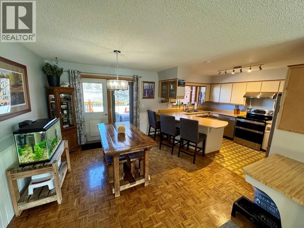 1708 CEDARWOOD Court