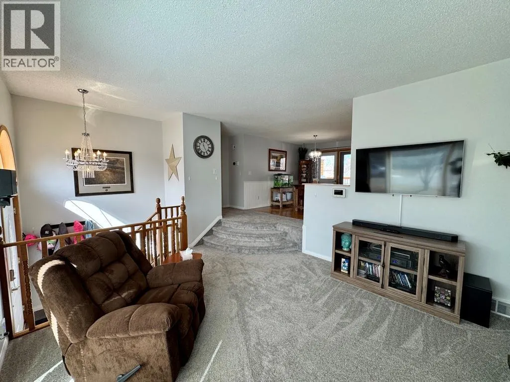 1708 CEDARWOOD Court