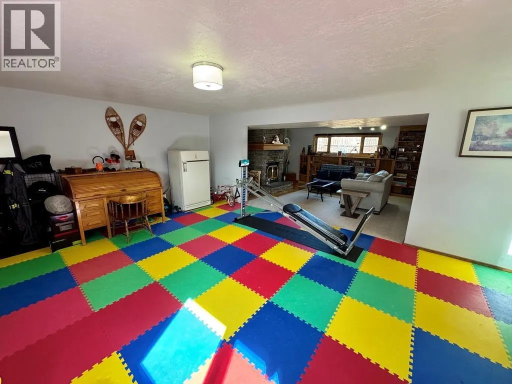 1708 CEDARWOOD Court