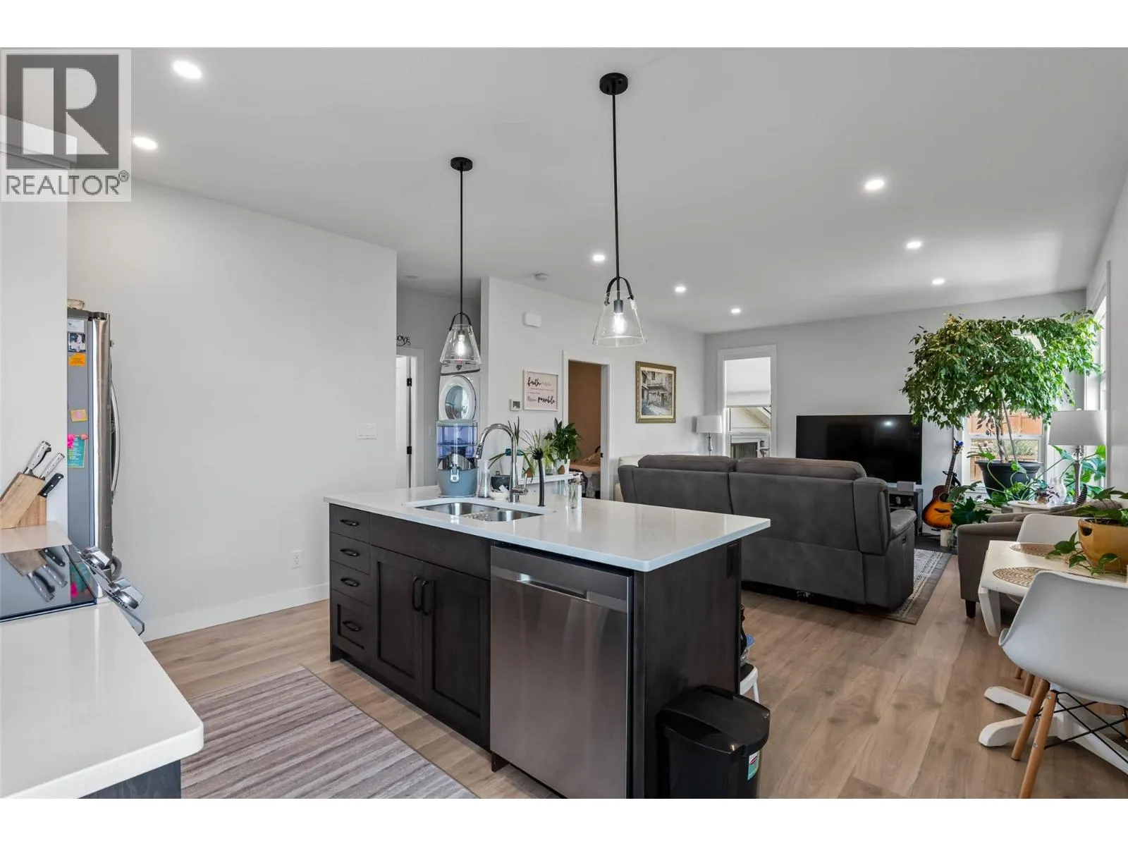 641 SHUSWAP  E Road Unit# 154