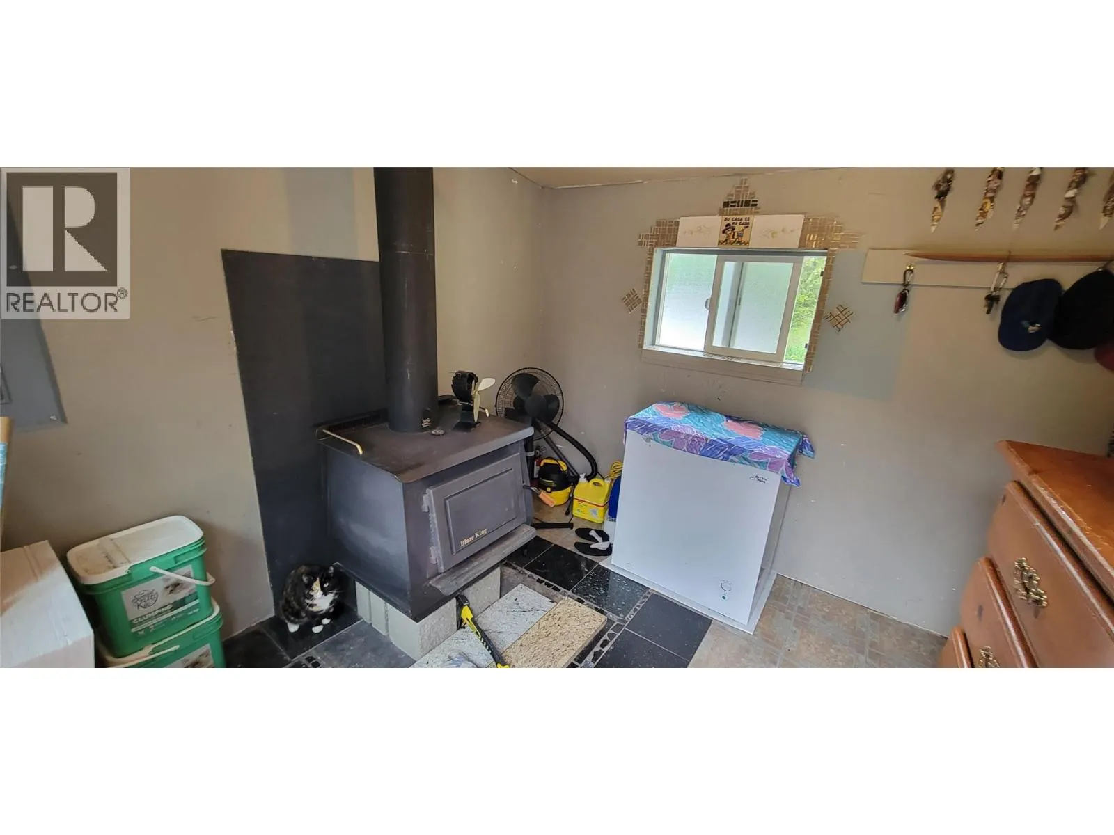 2467 SLOCAN VALLEY  WEST Road