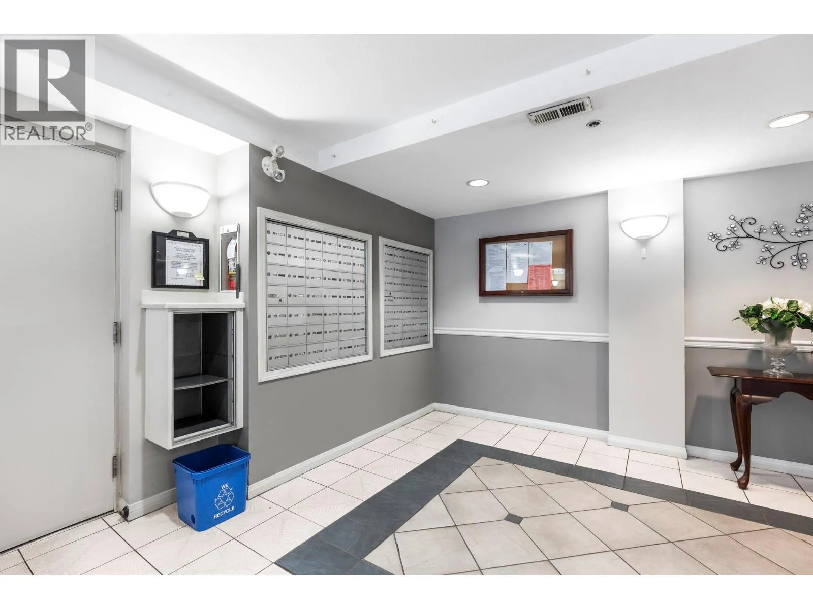 1965 Durnin Road Unit# 308
