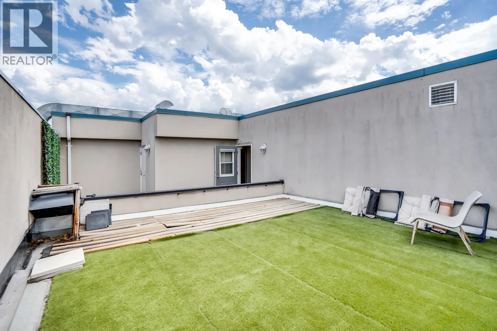 1965 Durnin Road Unit# 308