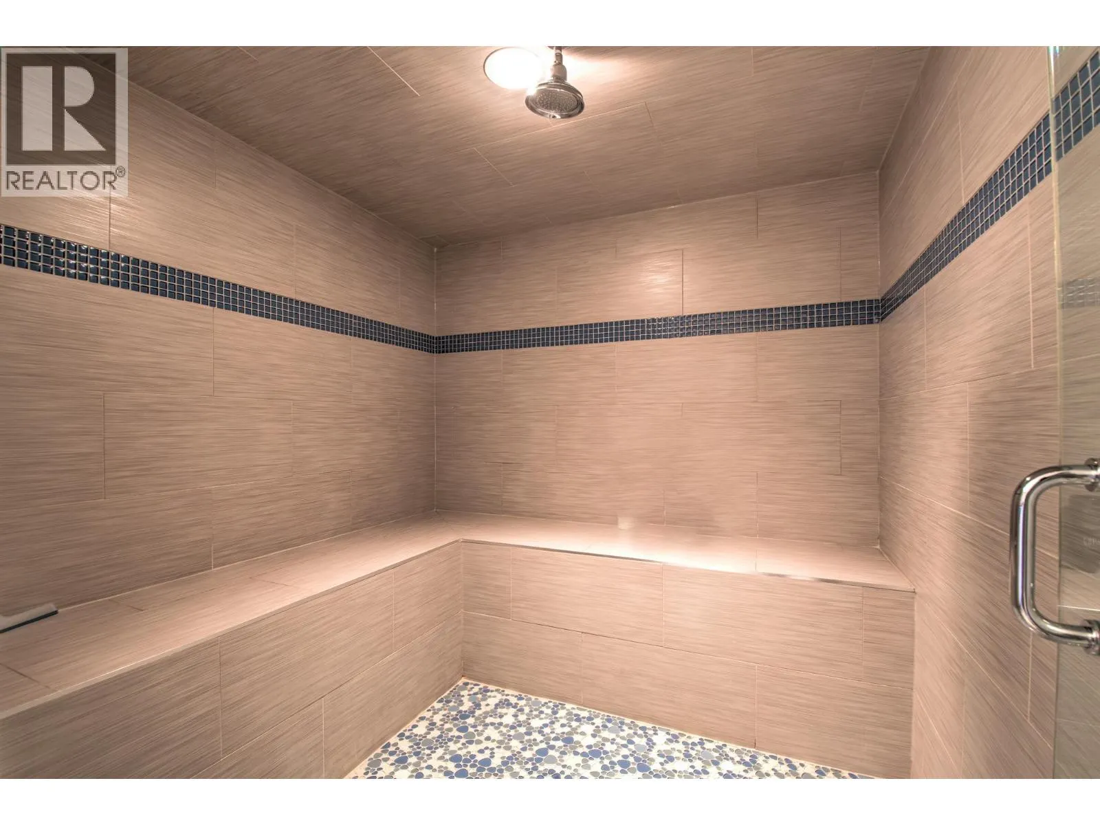 5409 Willow Drive