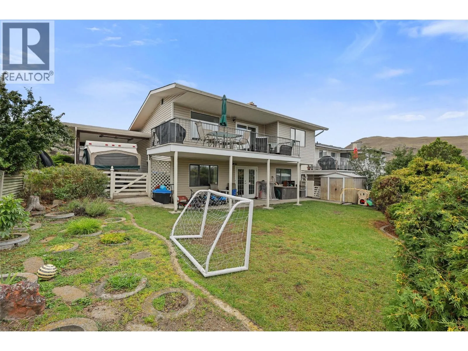 1574 GRIFFIN Terrace