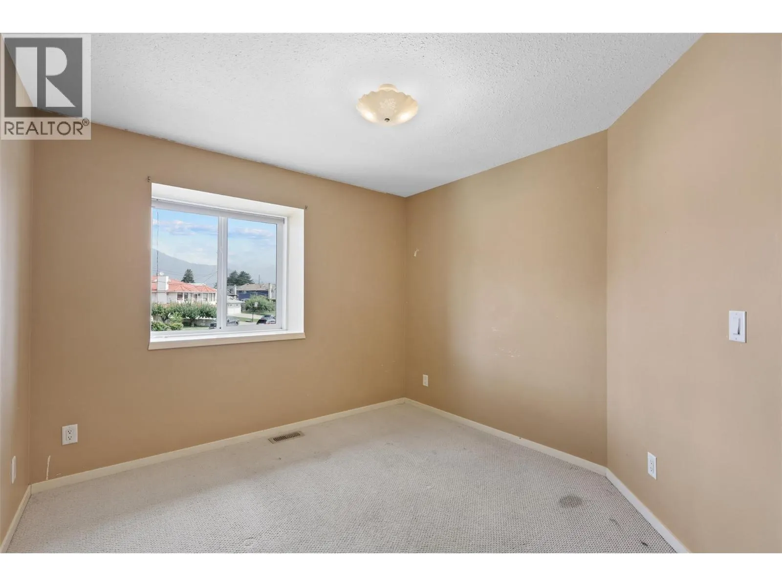 1550 NICOLANI Court