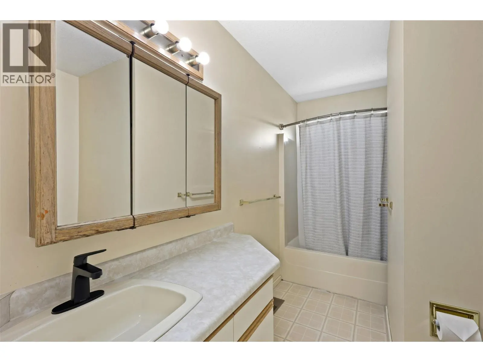 1550 NICOLANI Court