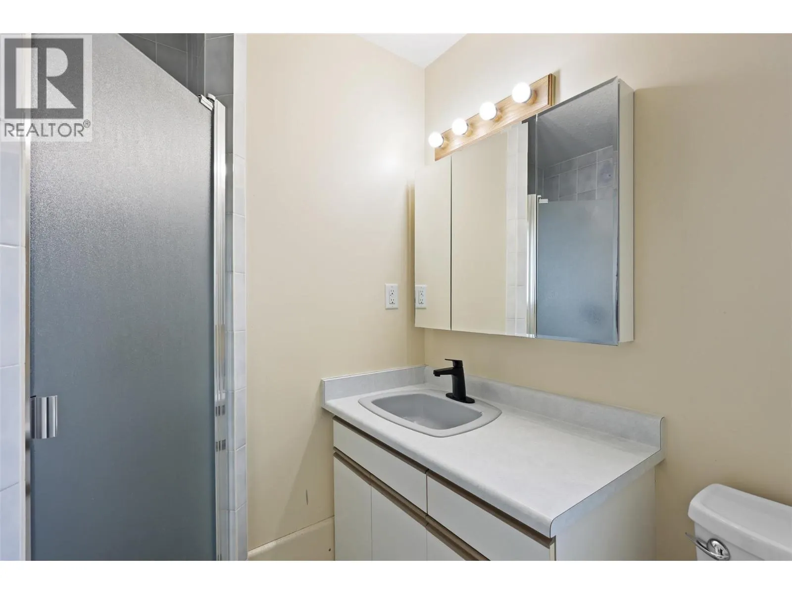 1550 NICOLANI Court