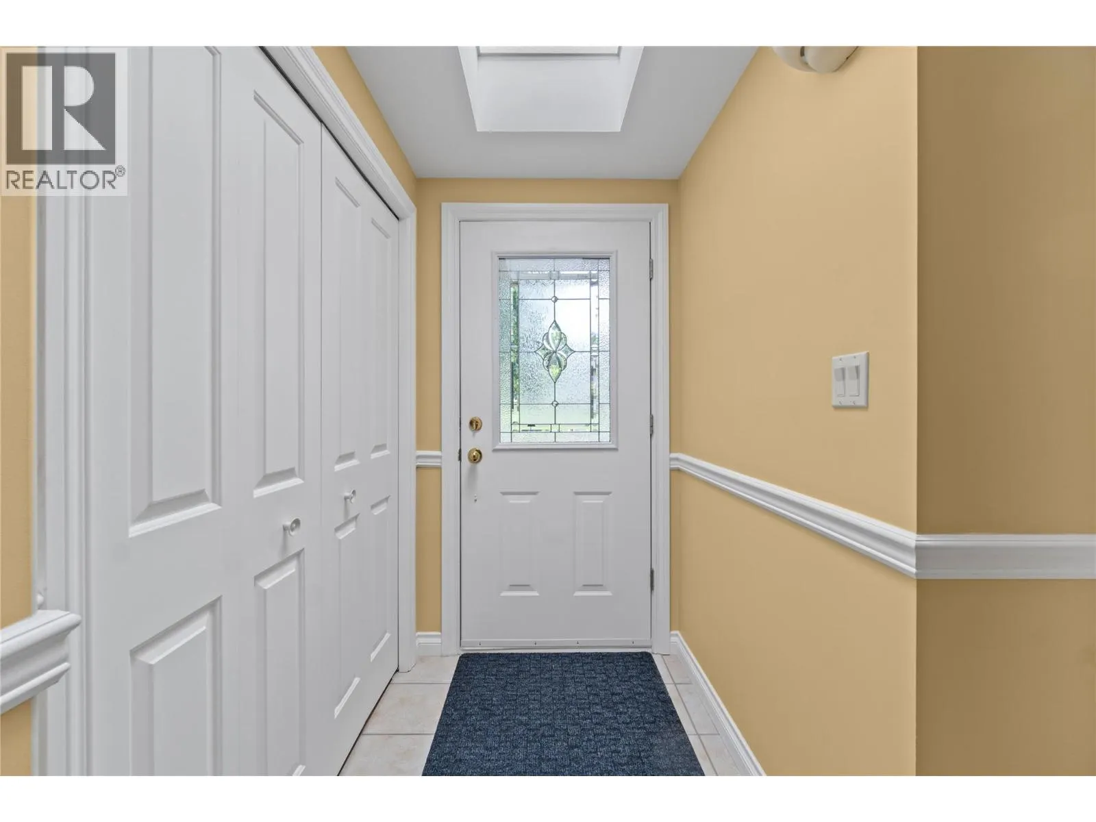 2552 Golf View Crescent