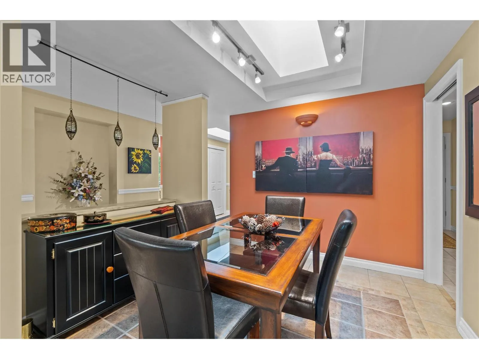 2552 Golf View Crescent