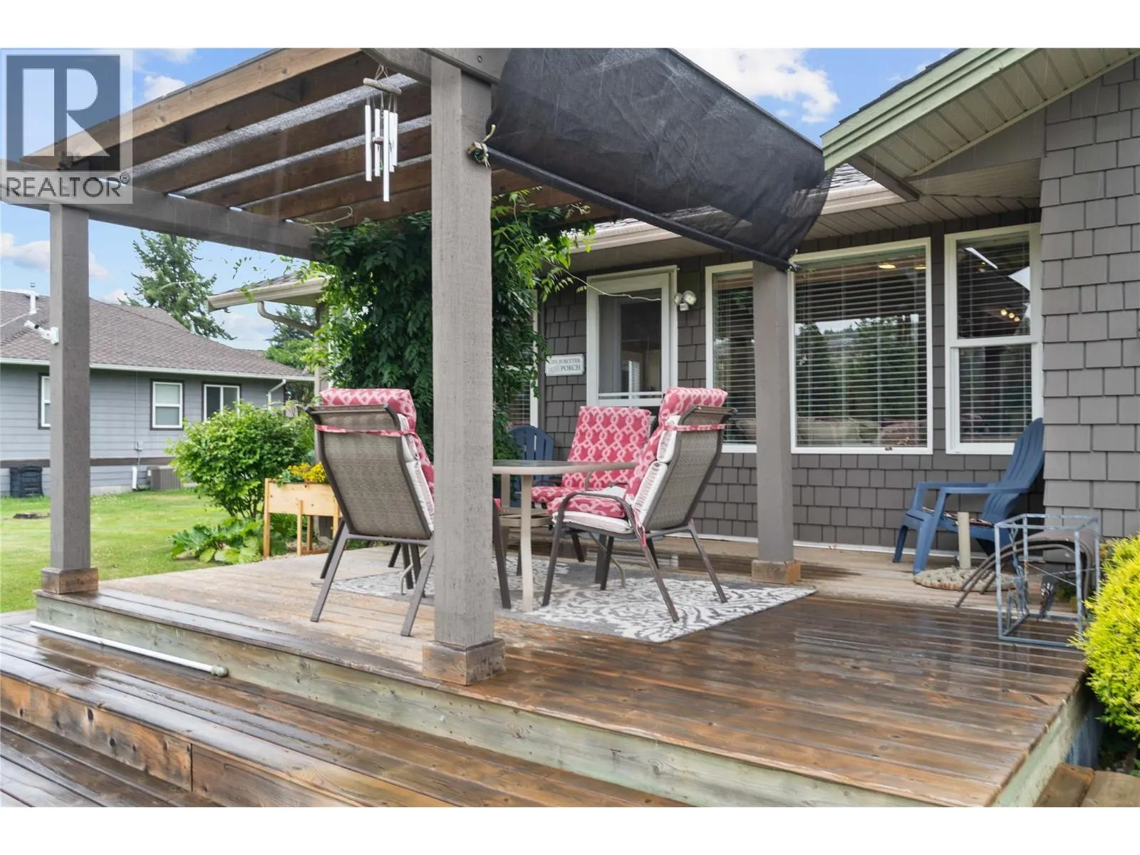 2552 Golf View Crescent