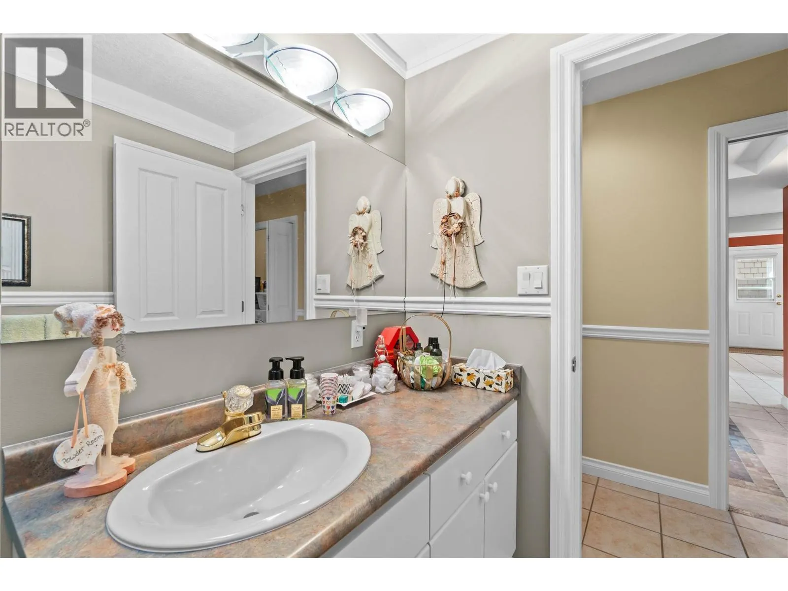 2552 Golf View Crescent