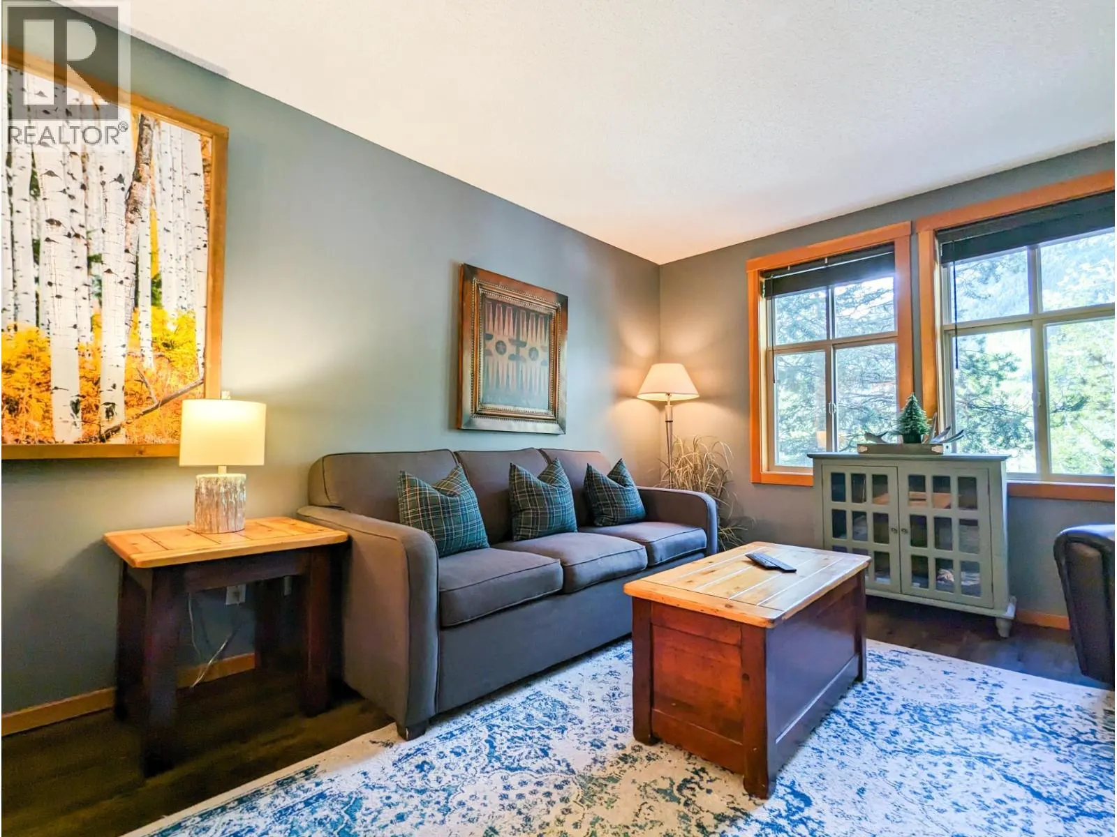 2060 SUMMIT Drive Unit# 208