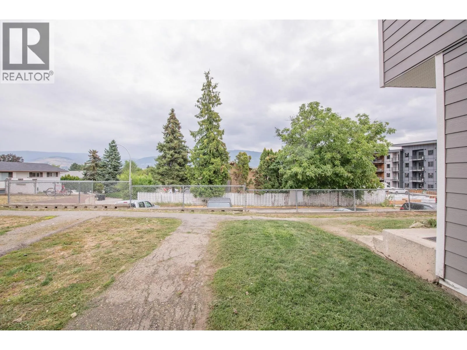 3800 40 Avenue Unit# 25