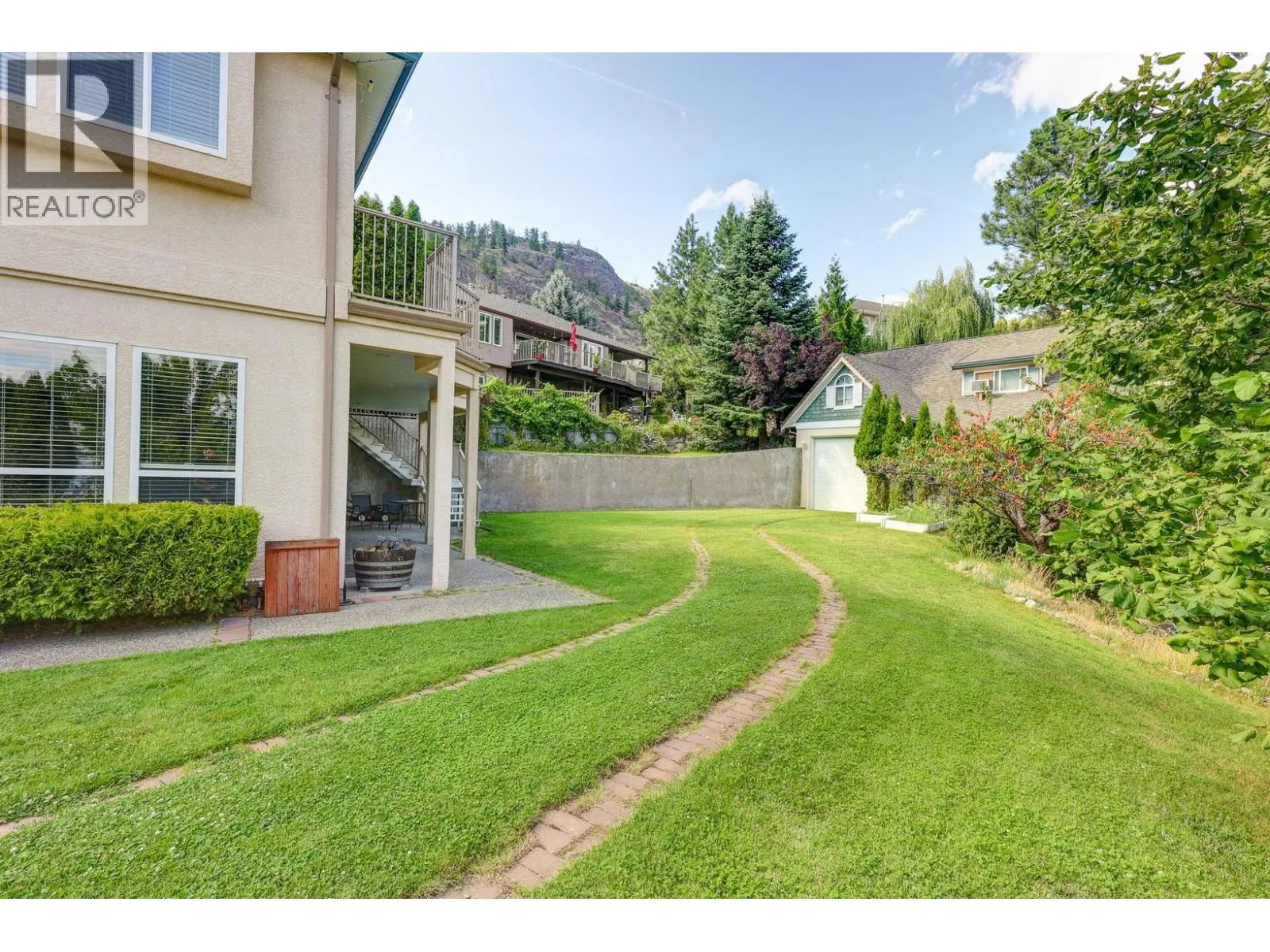 3052 Lakeview Cove Road