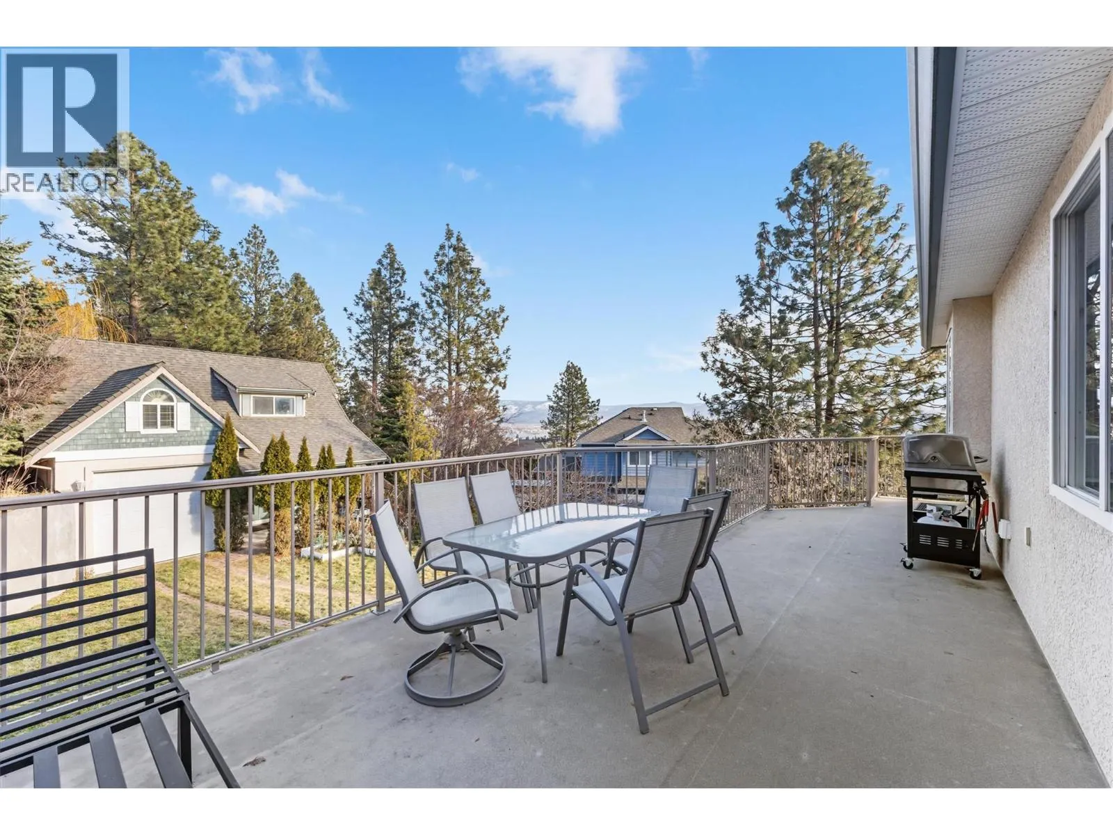 3052 Lakeview Cove Road
