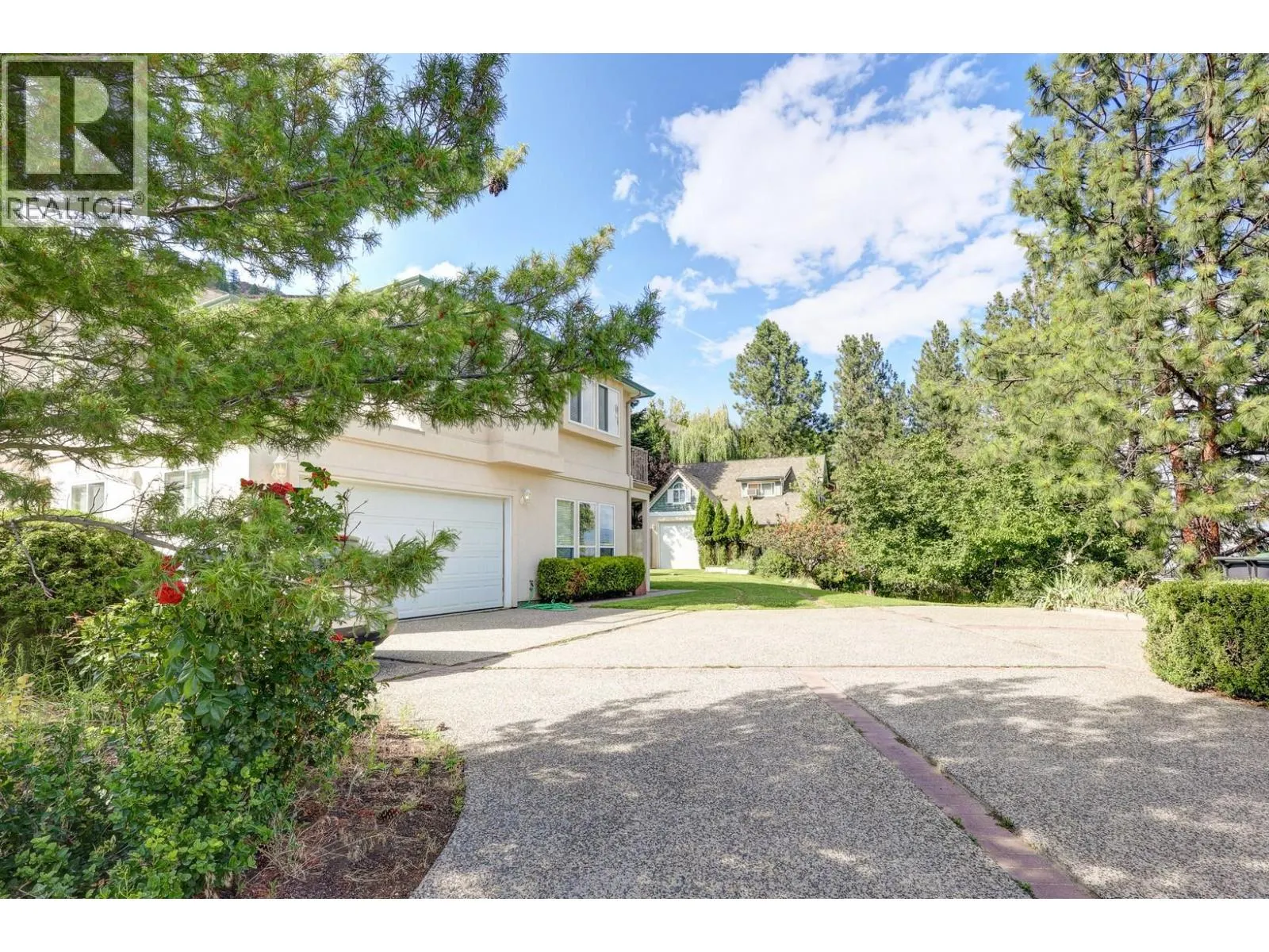 3052 Lakeview Cove Road