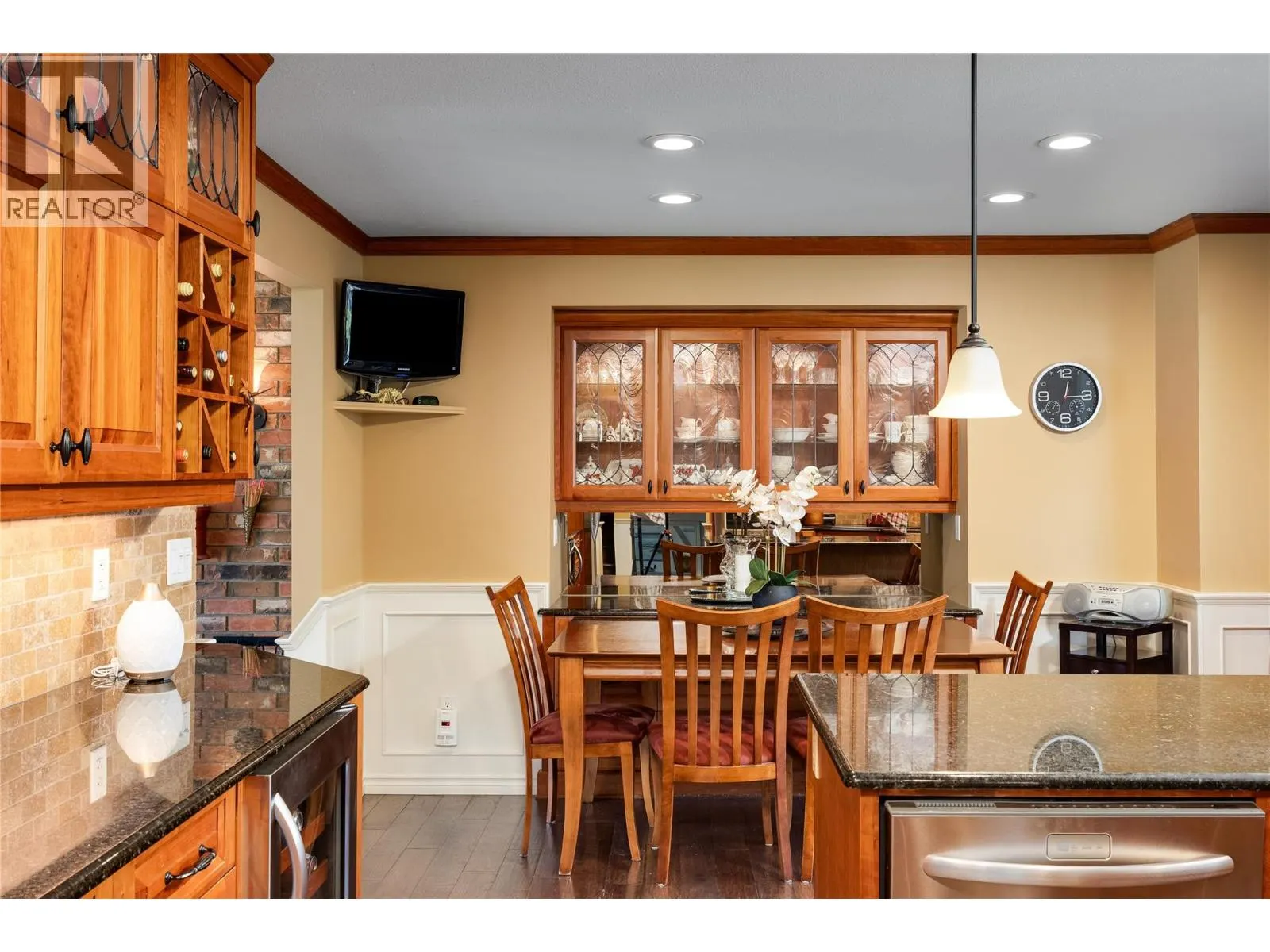1350 Green Bay Road