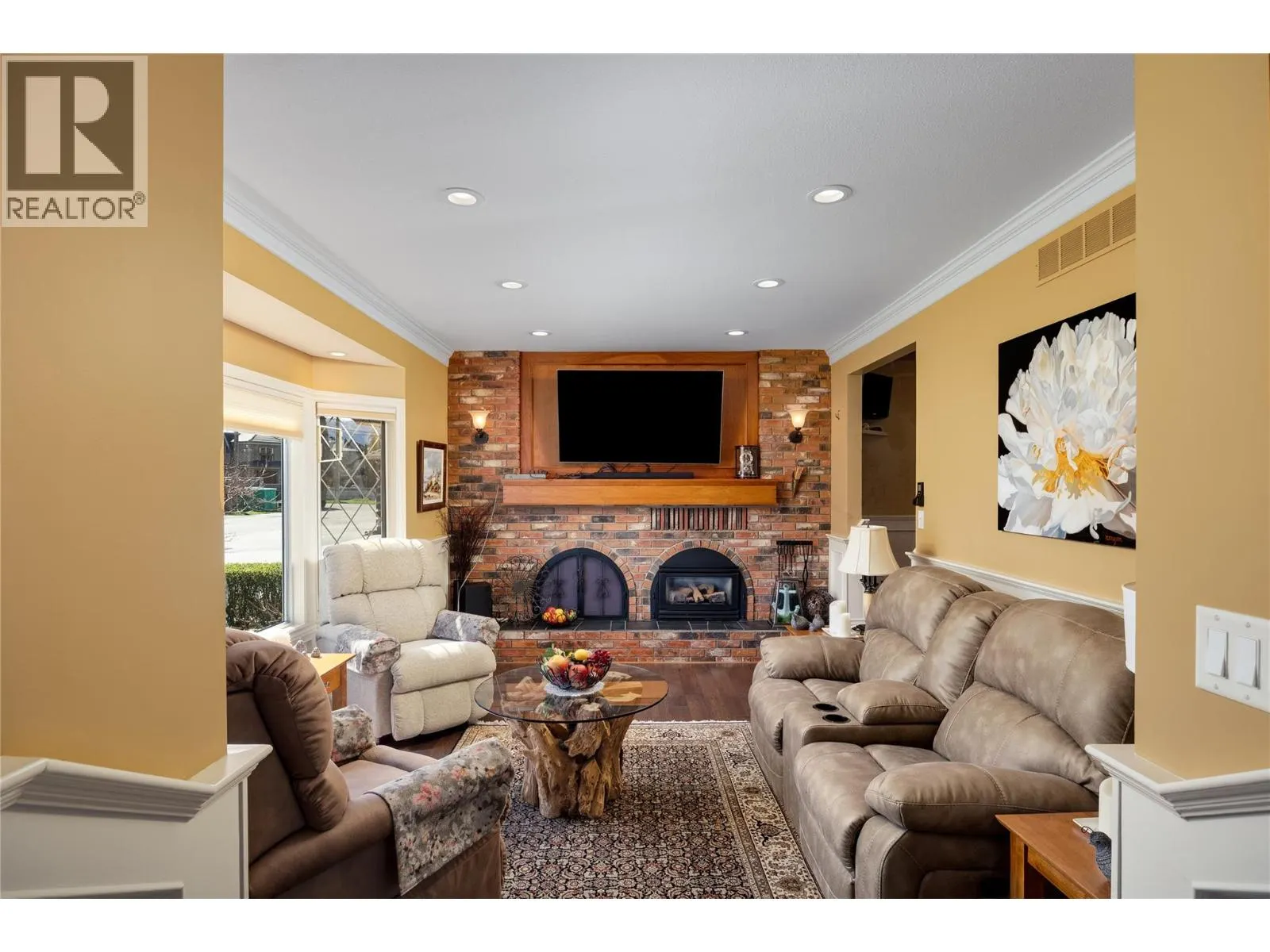 1350 Green Bay Road