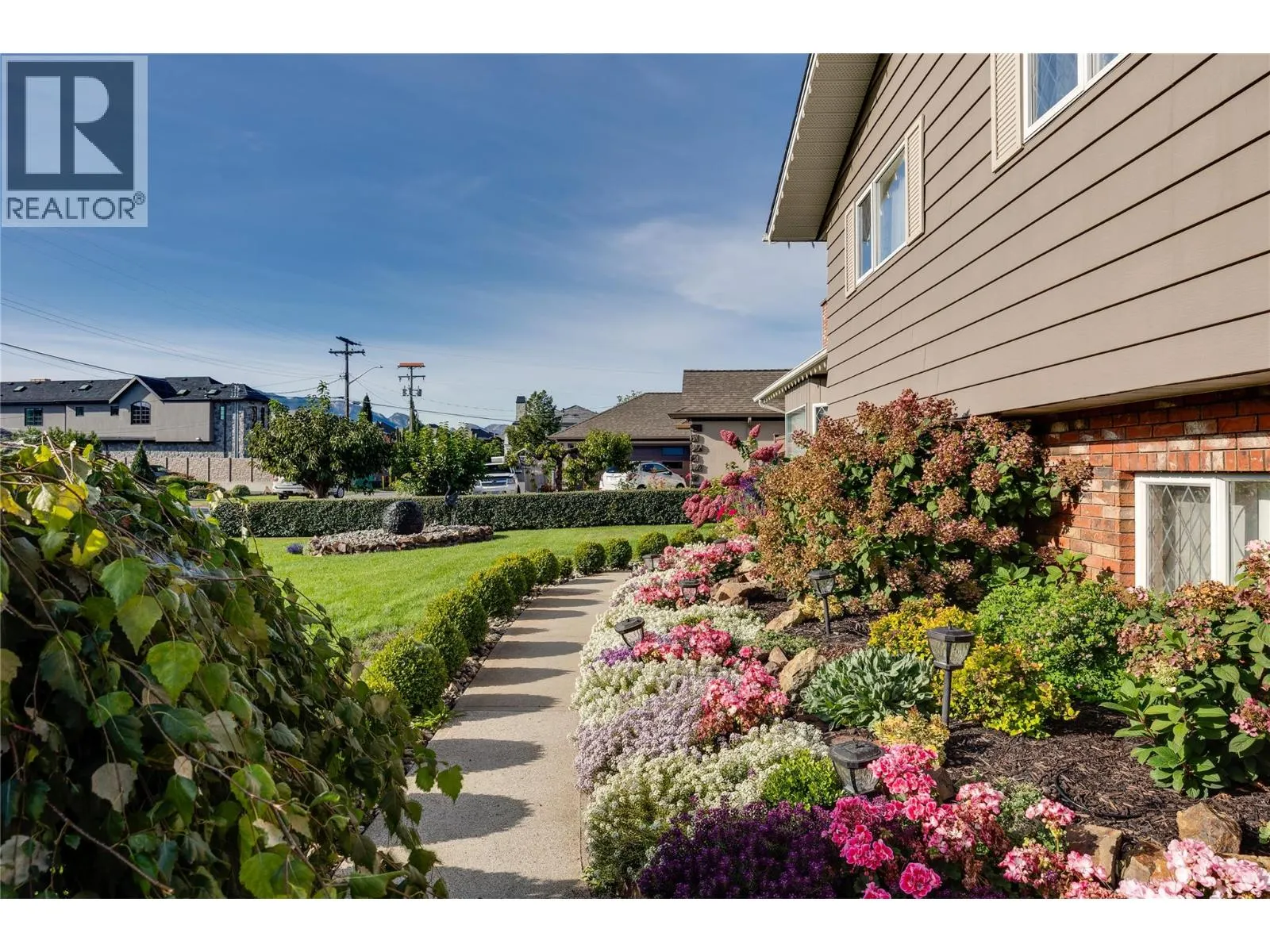1350 Green Bay Road