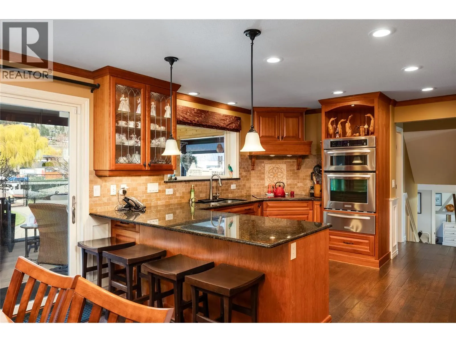 1350 Green Bay Road