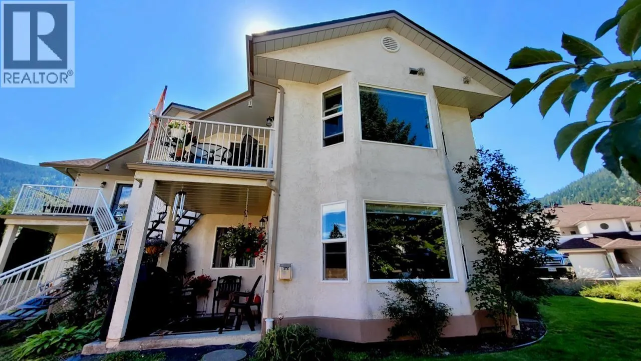 428 Beasley Crescent W