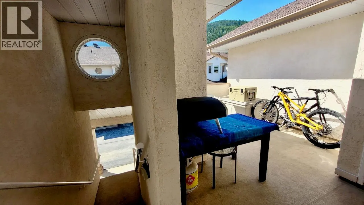 428 Beasley Crescent W