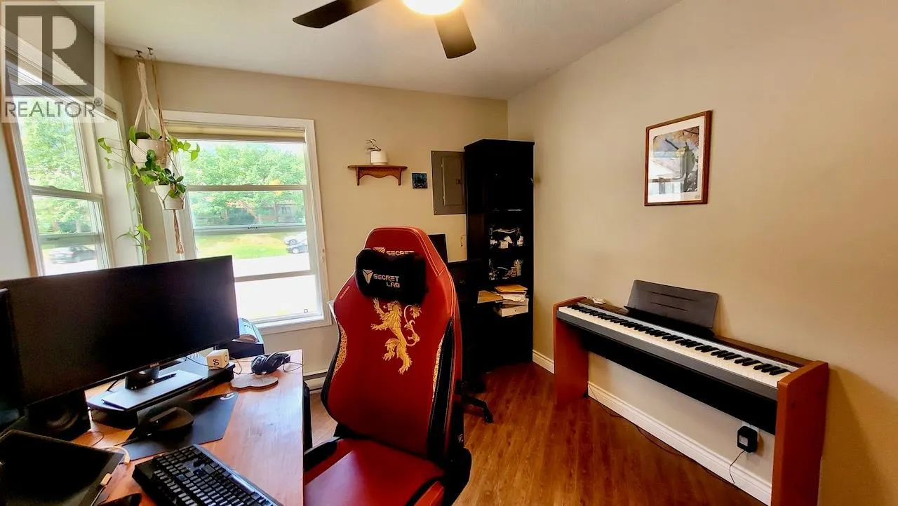 428 Beasley Crescent W