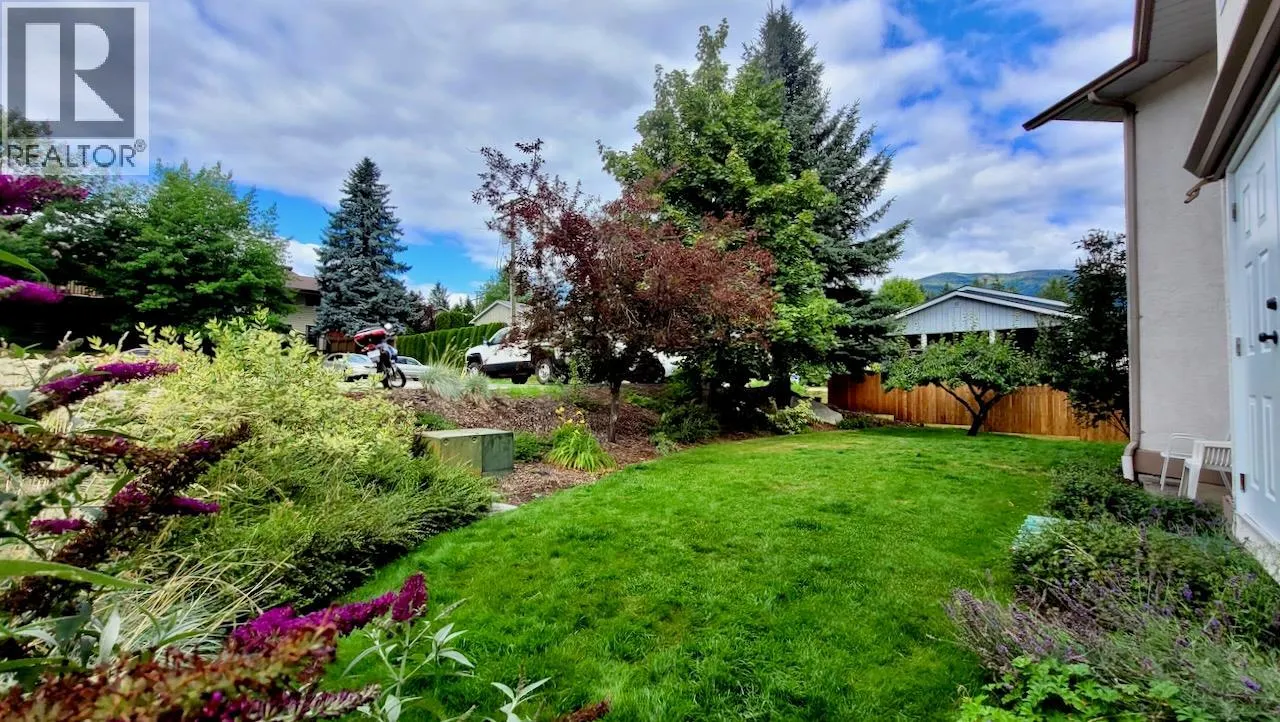 428 Beasley Crescent W