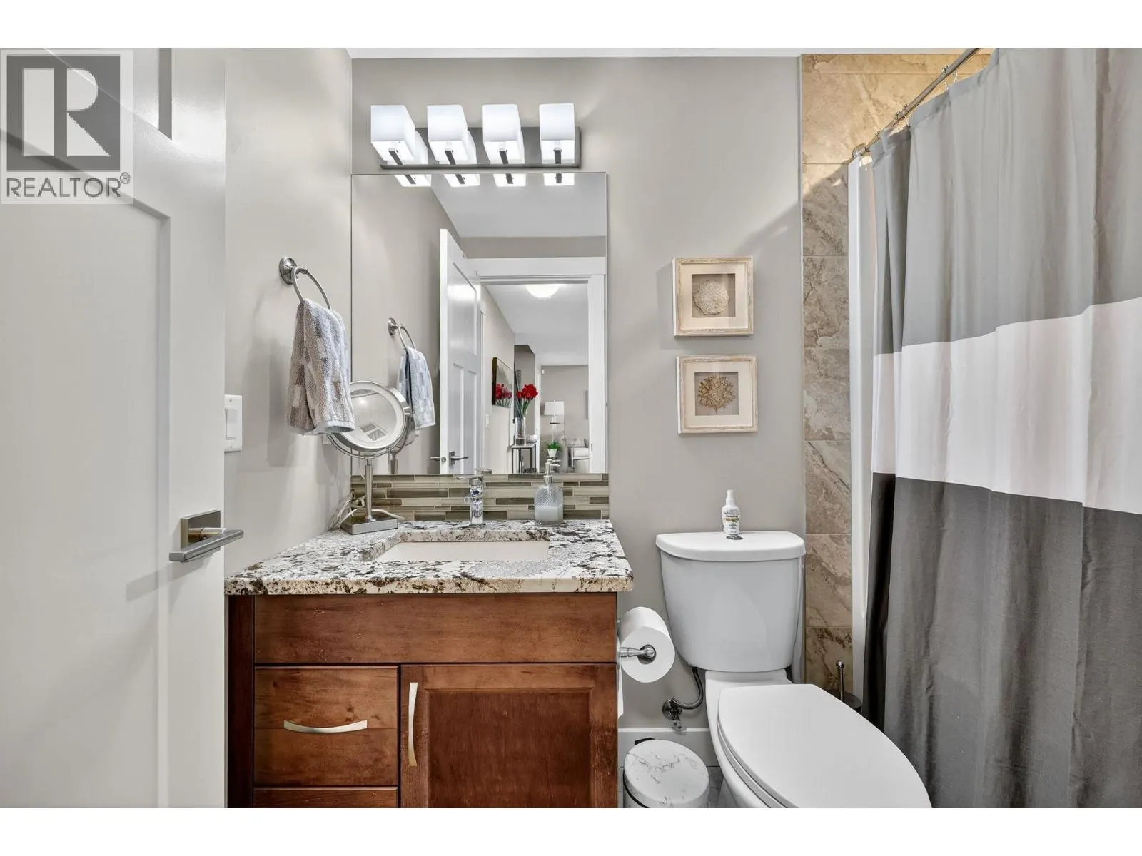 1870 Rosealee Lane Unit# 17
