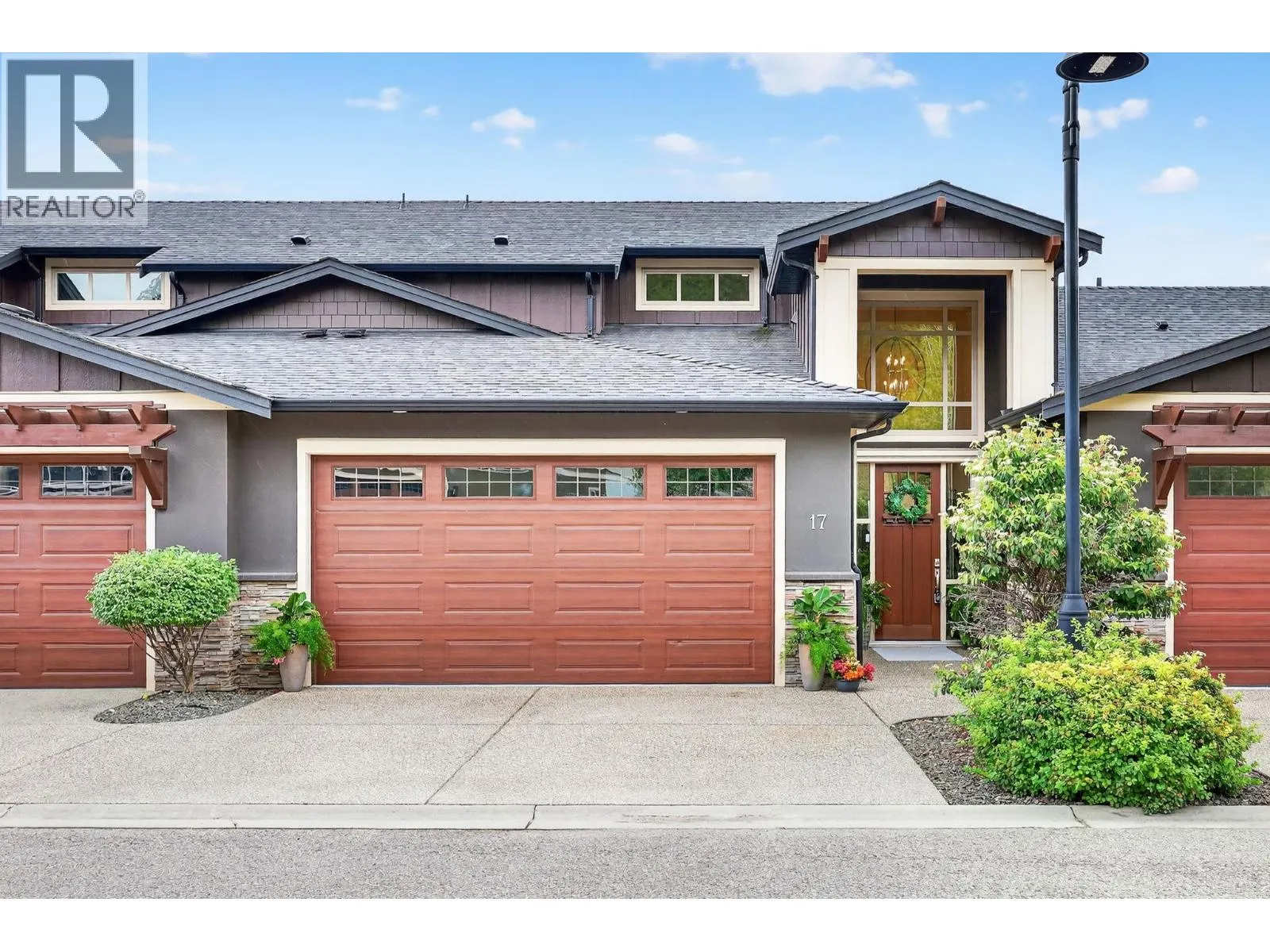1870 Rosealee Lane Unit# 17