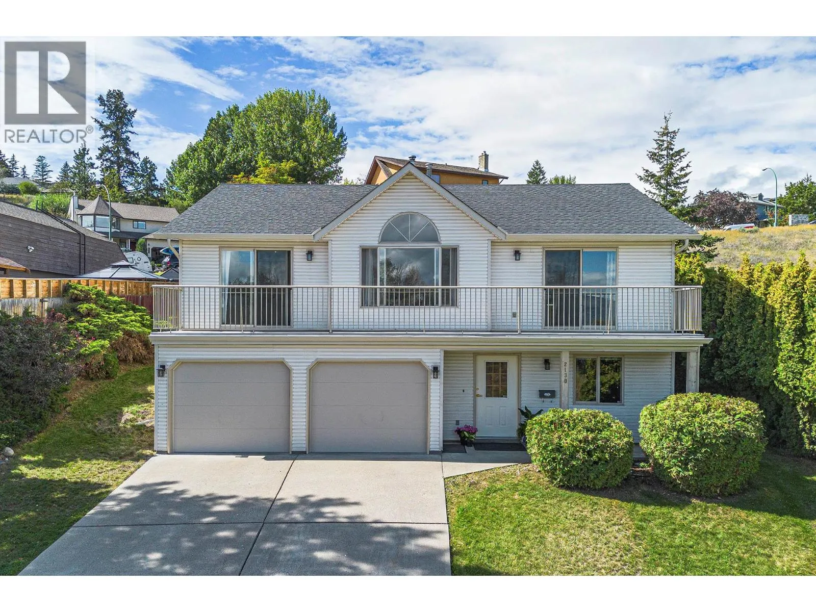 2130 VAN HORNE Drive