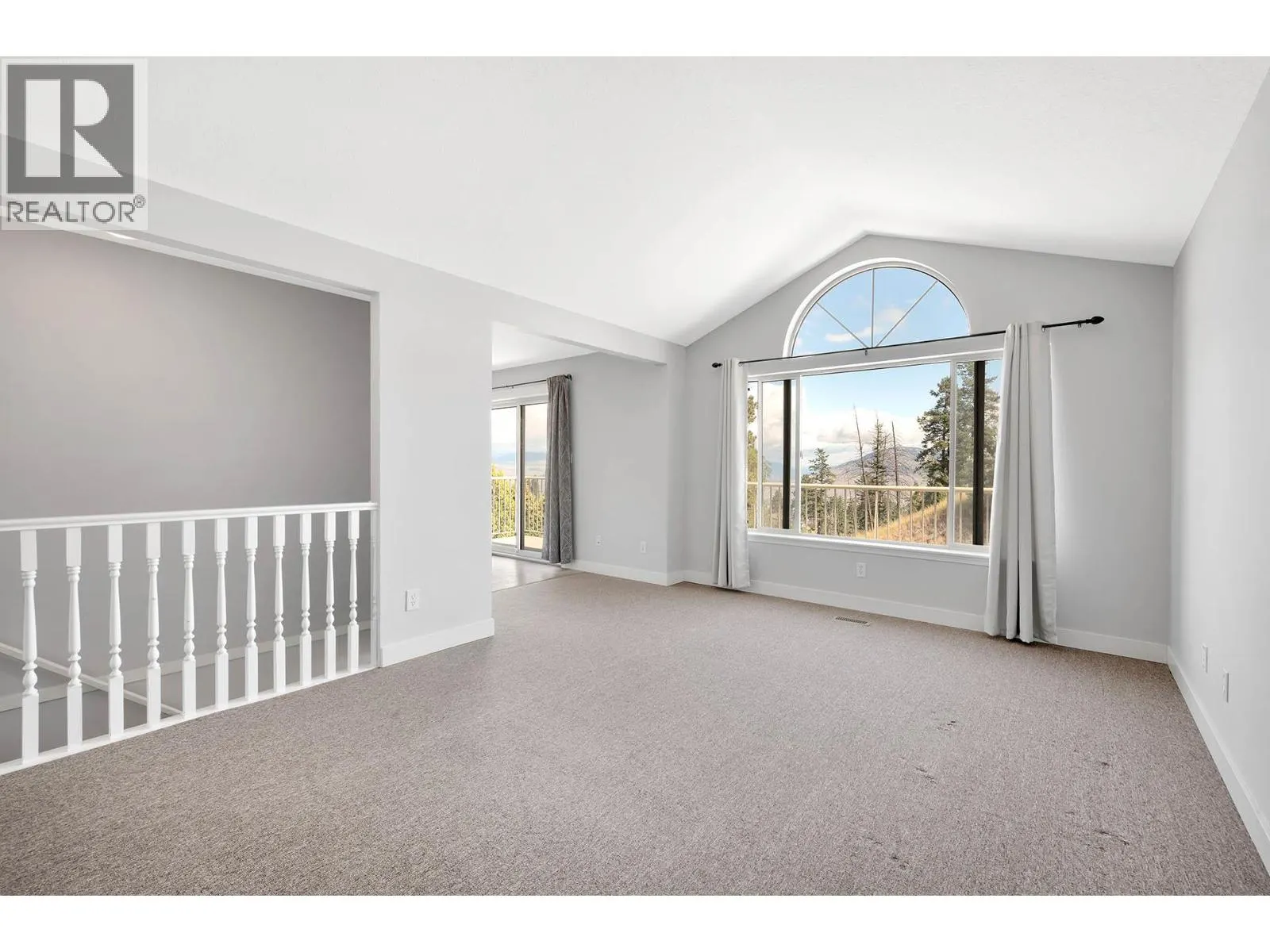 2130 VAN HORNE Drive