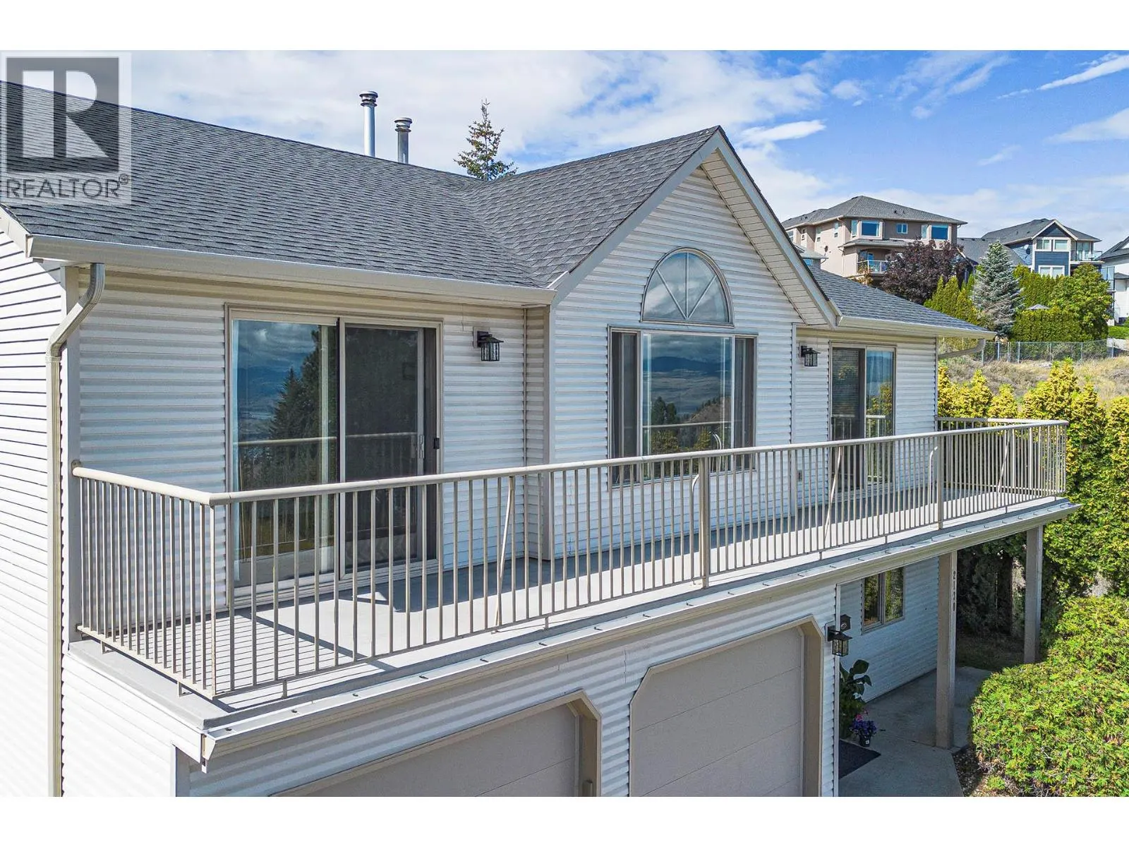 2130 VAN HORNE Drive