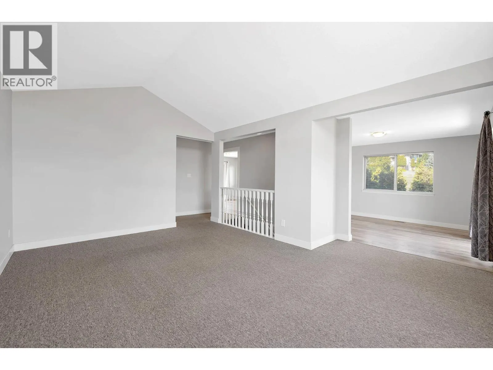 2130 VAN HORNE Drive