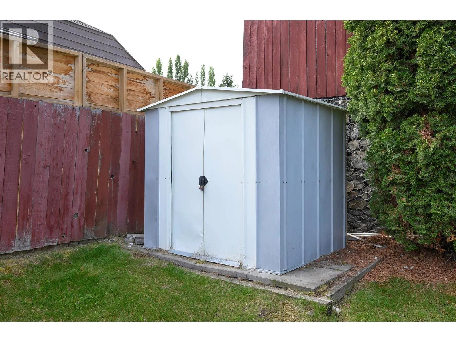 2130 VAN HORNE Drive
