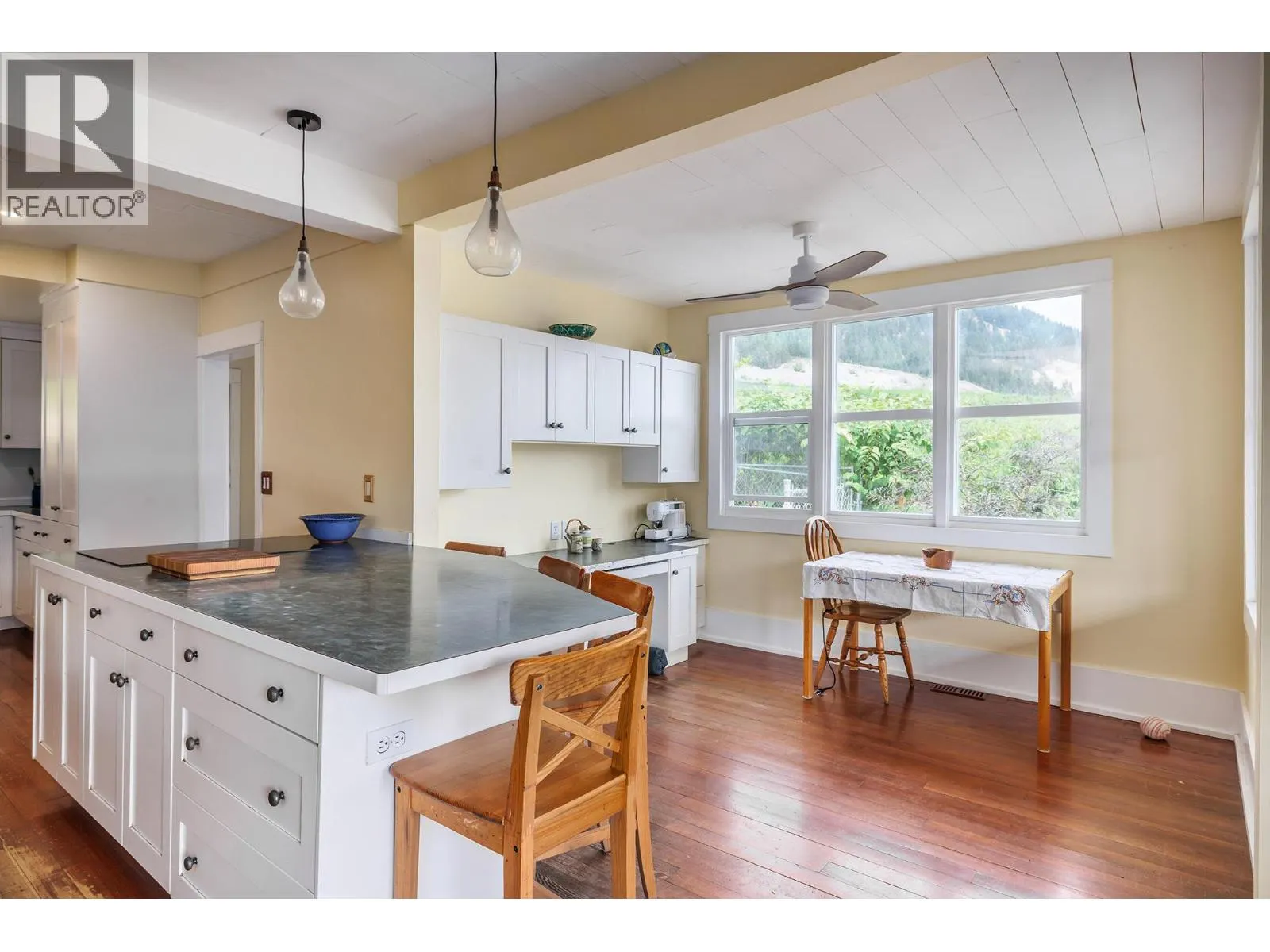 15818 Old Mission Road