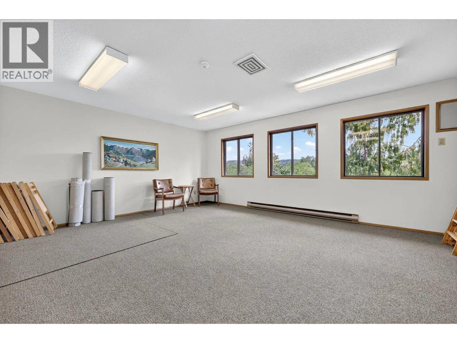 1229 Bernard Avenue Unit# 105